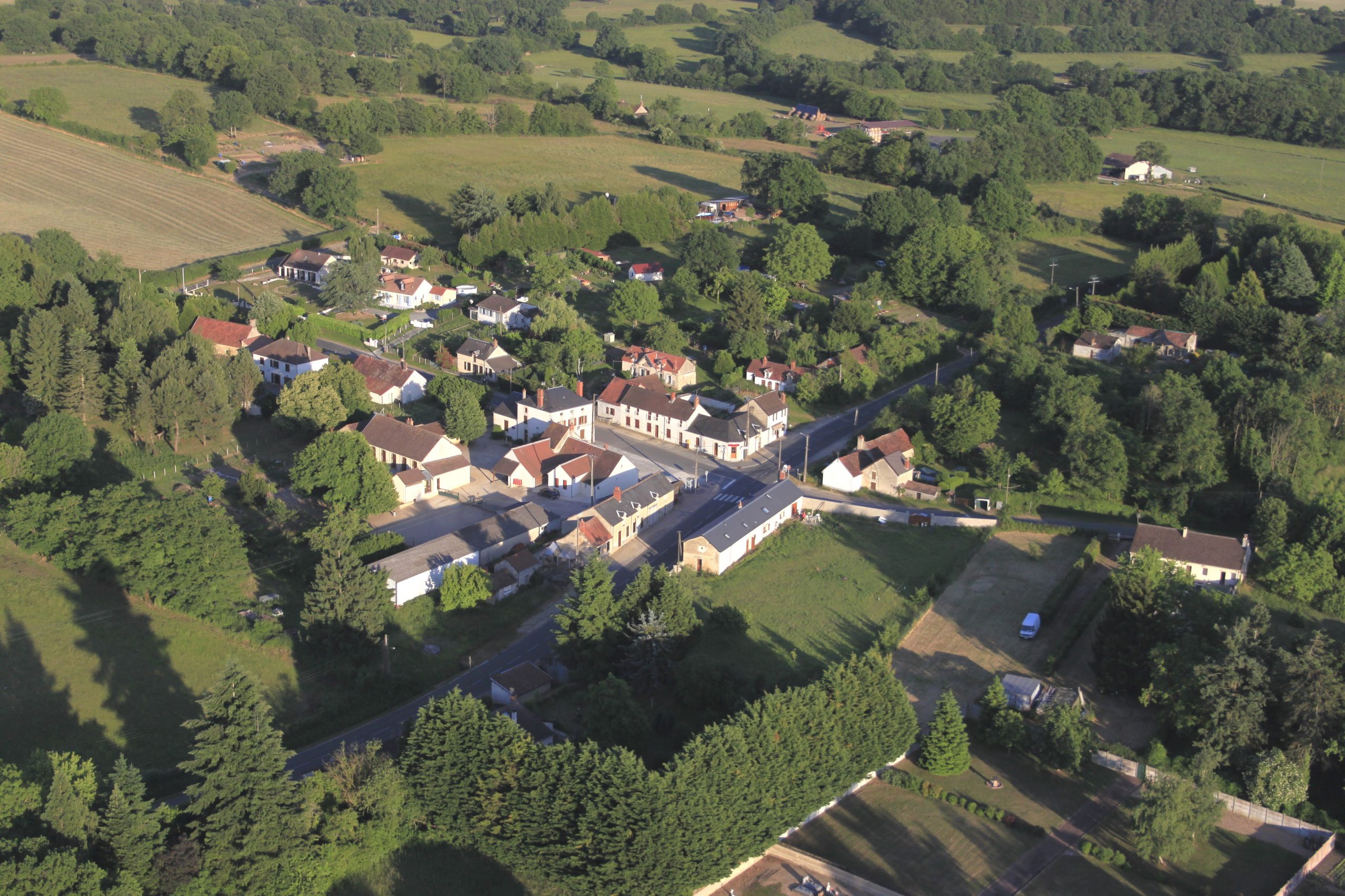 Visite du député Loic Kervran dans la commune de La ChapelleHugon